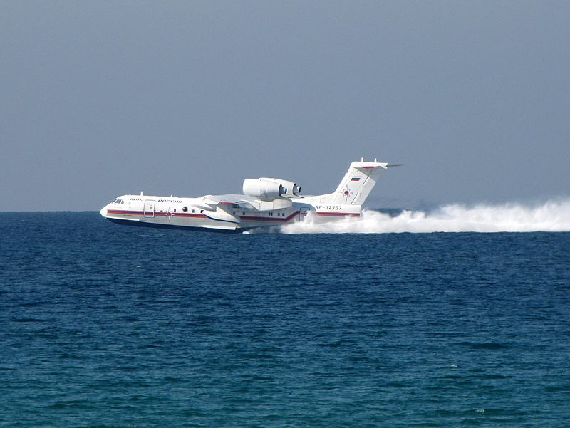 Beriev_Be-200_Israel_5-12-2010 6