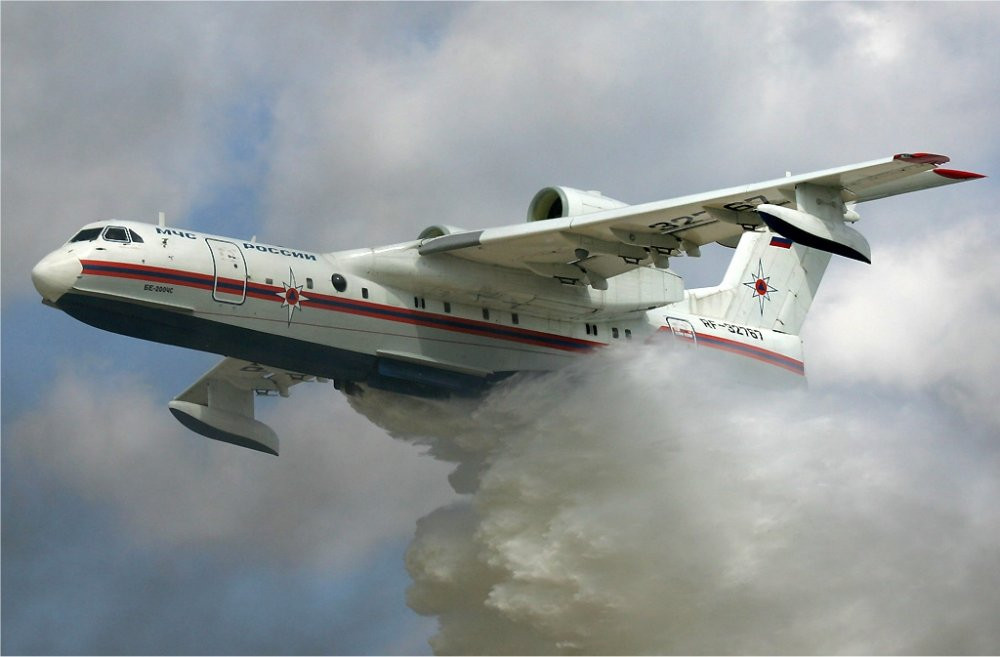 MChS_Beriev_Be-200_waterbomber 7