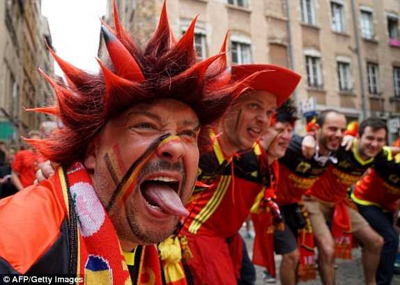 1465842116501_lc_galleryImage_TOPSHOT_Belgium_fans_cele