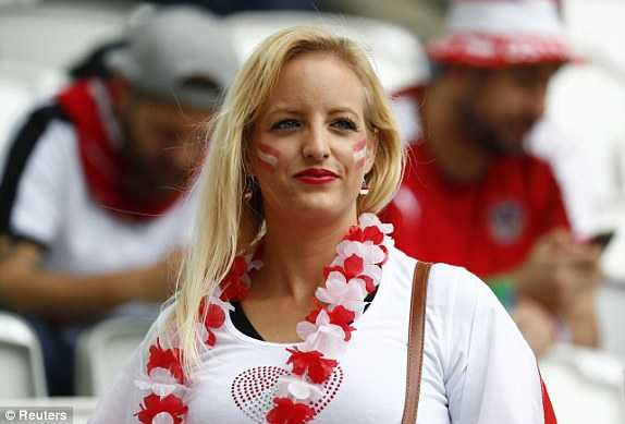 1465917674269_lc_galleryImage_Football_Soccer_Austria_v