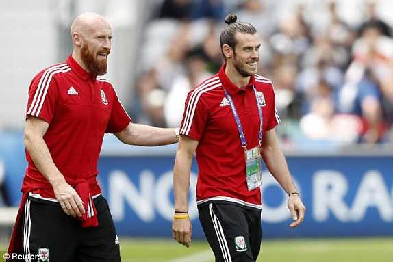 1466078279486_lc_galleryImage_Football_Soccer_England_v