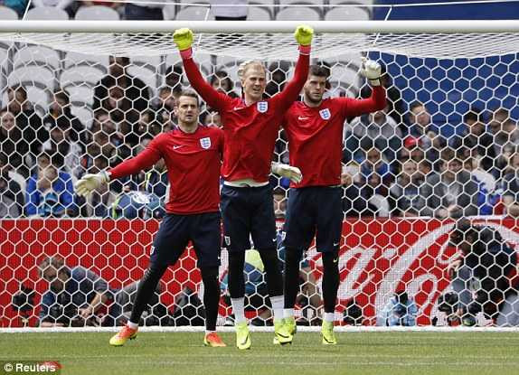 1466079576228_lc_galleryImage_Football_Soccer_England_v