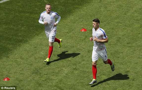 1466080194568_lc_galleryImage_Football_Soccer_England_v