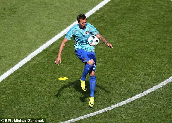 1466177191684_lc_galleryImage_Mario_Mandzukic_of_Croati