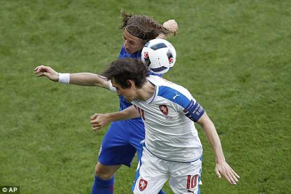 1466179741400_lc_galleryImage_Croatia_s_Luka_Modric_top