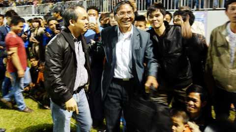 Khán giả của SLNA, HAGL đang sụt giảm ở mức báo động