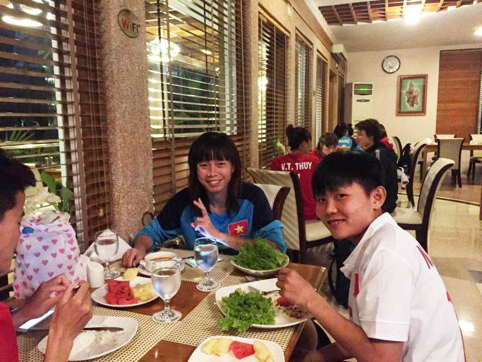 Người hùng của tuyển nữ Việt Nam - Kiều Trinh: ‘Thắng trận kiểu nghẹt thở mới đã’ - ảnh 1