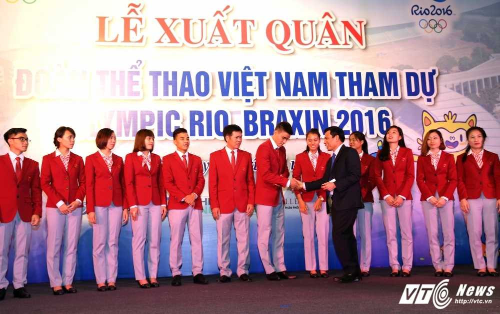 20qm--le-xuat-quan-doan-ttvn-du-olympic-brazin-2016-----22-2215