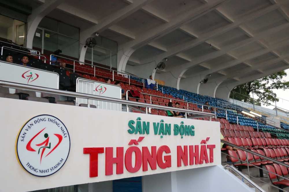 San Thong Nhat chieu mua