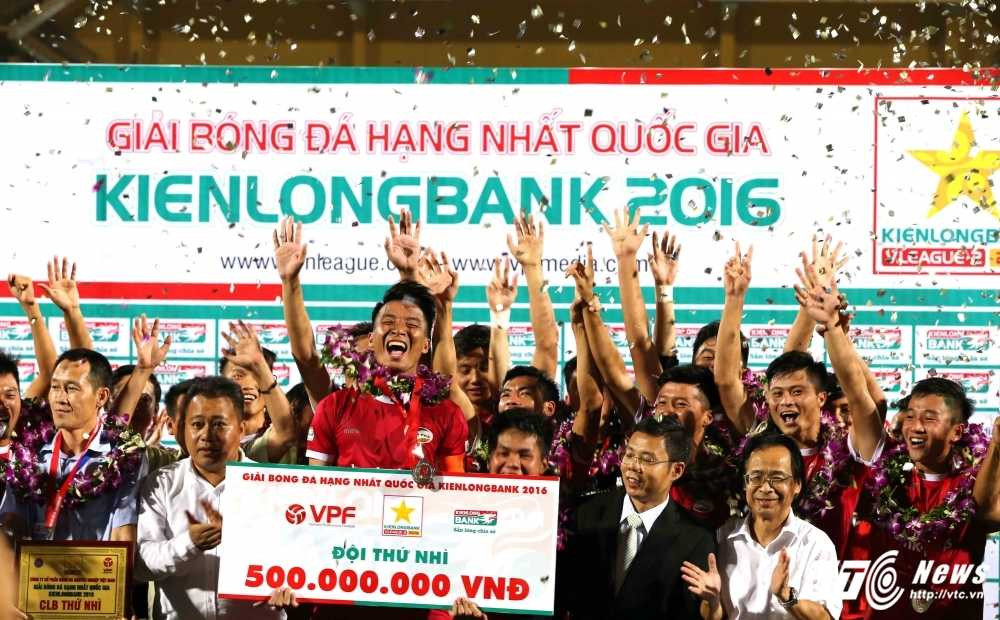 31QM - Doi hangnhat Viett