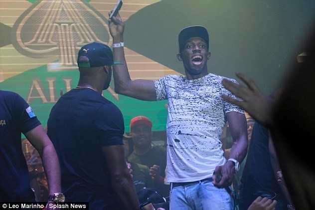 Usain Bolt khoe sieu xe ma vang trong ngay len lam giam doc hinh anh 8