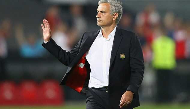 Jose Mourinho hết bài và hết thời