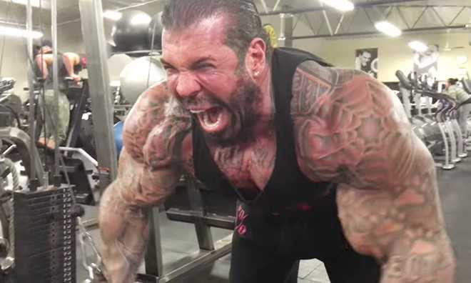 Nguoi dan ong tiem hormone de tro thanh 'bao chua co bap' hinh anh 6