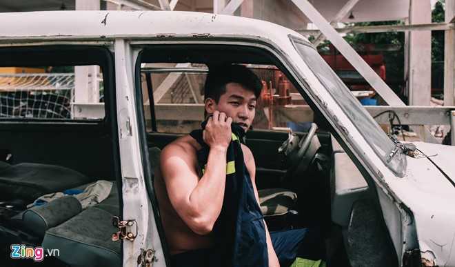 9X dien trai bo truong dai hoc dan than lam linh cuu nan hinh anh 7