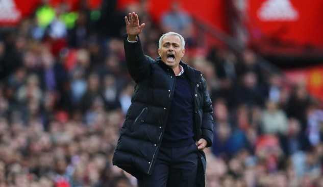 Đừng nói về bóng đá đẹp, Mourinho!