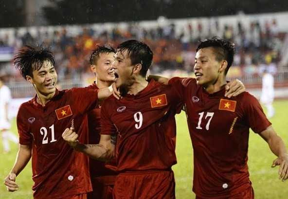 Tinh thần tuyển Việt Nam đang lên cao sau chiến thắng thuyết phục trước CHDCND Triều Tiên.