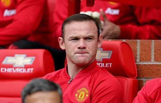 Rooney giờ phải quen dần với ghế dự bị ở cả Man United...