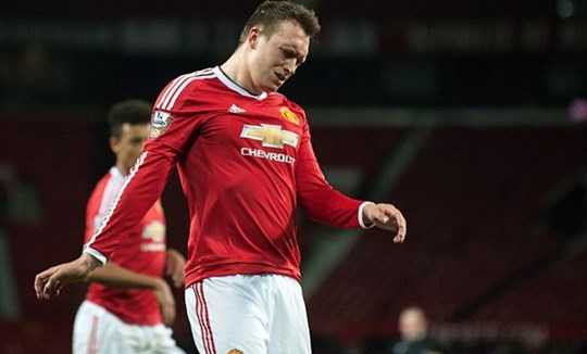 Phil Jones trở lại, nhưng ít hứa hẹn