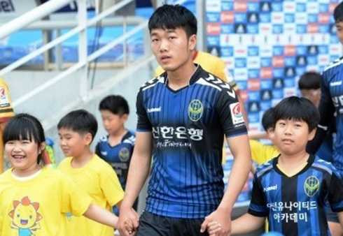 Hai vòng đấu gần nhất ở giải nhà nghề Hàn Quốc, Xuân Trường được HLV tin tưởng cho ra sân từ đầu.