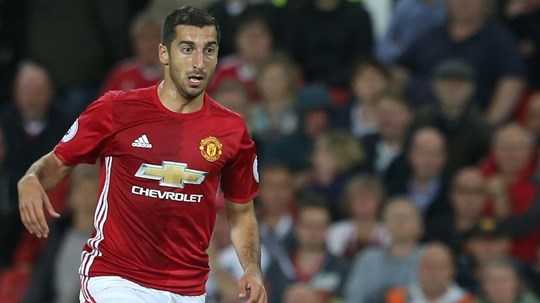 Áp lực tiền chuyển nhượng cao cũng đang là vấn đề với Mkhitaryan ở Man United lúc này