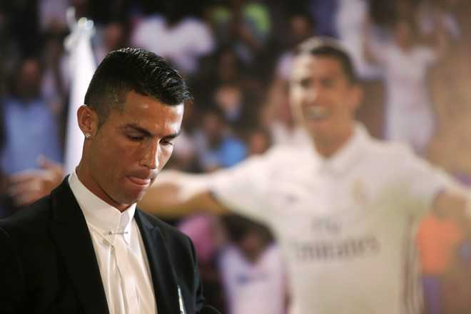 Ronaldo, huyen thoai song cua Real Madrid hinh anh 2