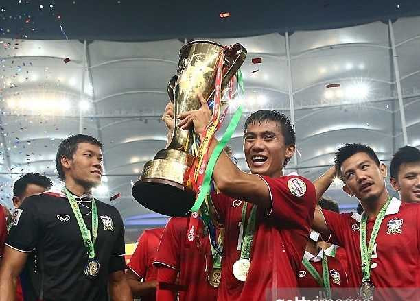 Nếu vô địch AFF Cup 2016, Thái Lan sẽ được cộng điểm chứ không bị tụt hạng như lần giải 2014.