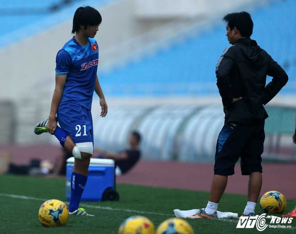 07 NQM - Doi tuyen VN tap luyen san My Dinh 20