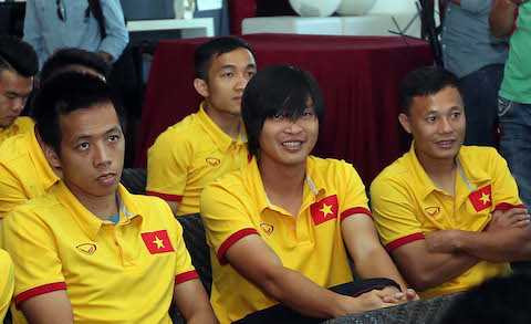 Ghi chép từ Myanmar: Nụ cười của Tuấn Anh