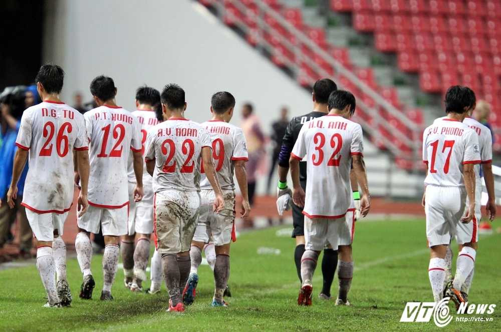 27QM - Doi tuyen VN 03