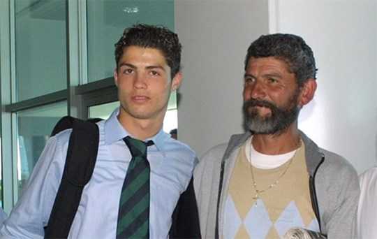 Ronaldo và ông bố Dinis Aveiro