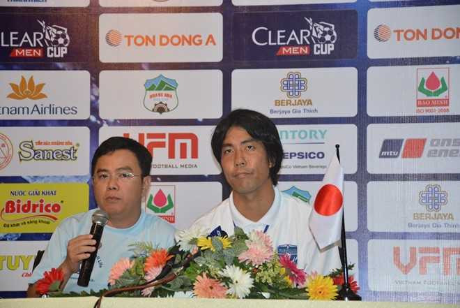HLV U21 Yokohama: 'Tuan Anh du kha nang choi o Nhat Ban' hinh anh 1