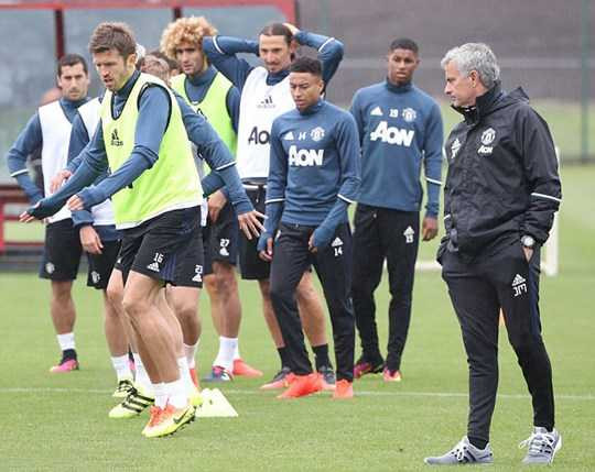 Cách quản quân đặc biệt của Mourinho đang dần phát huy tác dụng tại Man United