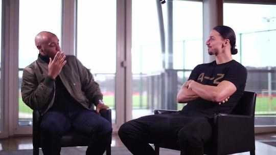 Cuộc phỏng vấn cởi mở giữa Ibra và Henry - 1 trong những tượng đài của EPL