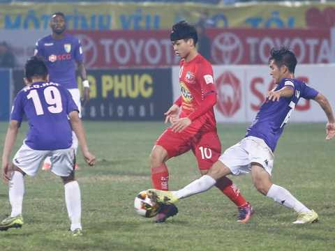 HAGL không biết tận dụng tài năng của Công Phượng, Văn Thanh?