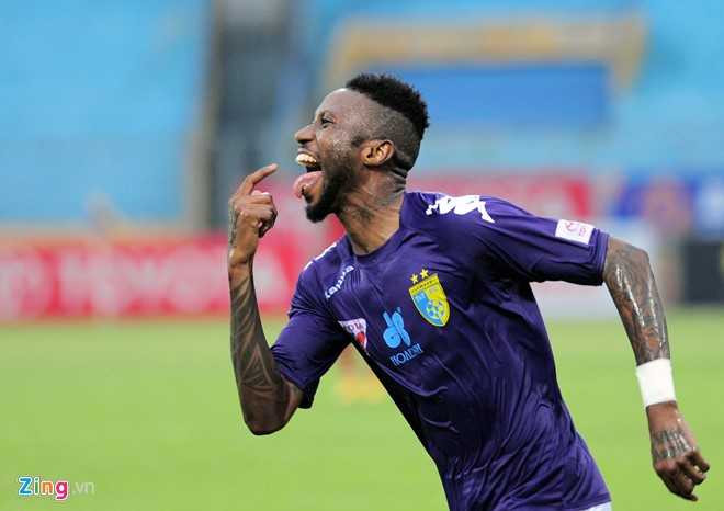 Samson trang an va vet den cua bong da Viet hinh anh 2