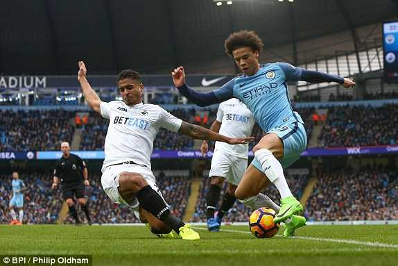 1486303822095_lc_galleryImage_Leroy_Sane_of_Manchester_