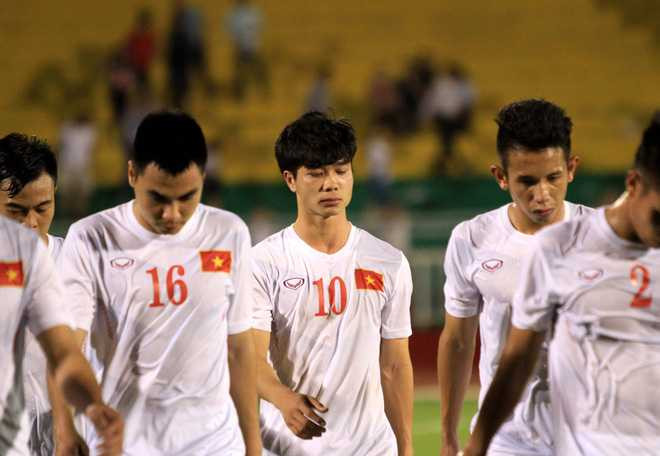 HLV Nguyễn Thành Vinh: Tôi không hiểu sao Việt Nam cứ chọn đội yếu mời giao hữu - Ảnh 2.