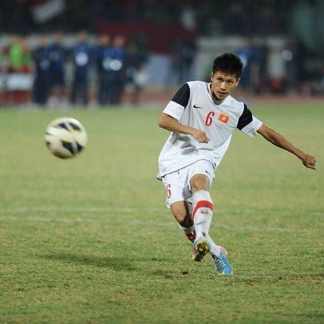 Sao trẻ HAGL đến Hàn Quốc: “Con phải đi, đi thôi con ạ!” - Ảnh 2.