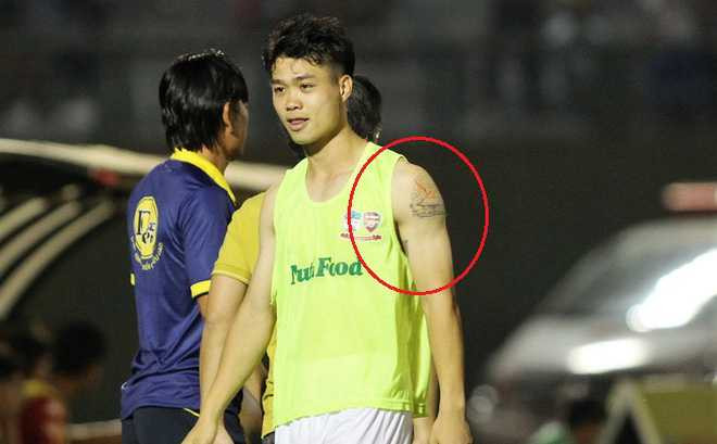 1-1488189816763-0-0-403-650-crop-1488189822868