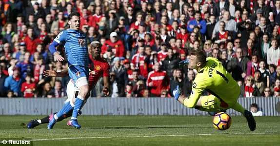 1488631170131_lc_galleryImage_Britain_Soccer_Football_M