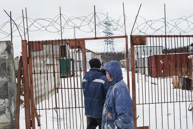 Lao dong Trieu Tien song cuc kho tai cong trinh World Cup 2018 hinh anh 1