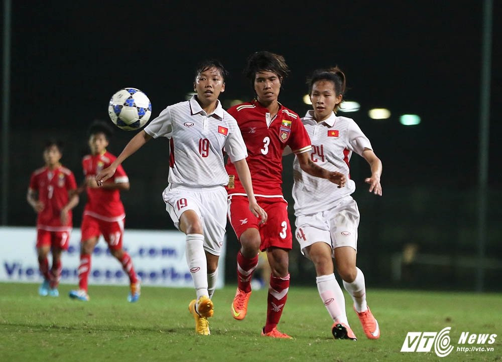 Hinh anh 'Ronaldo cua tuyen nu Viet Nam' la ai? 11