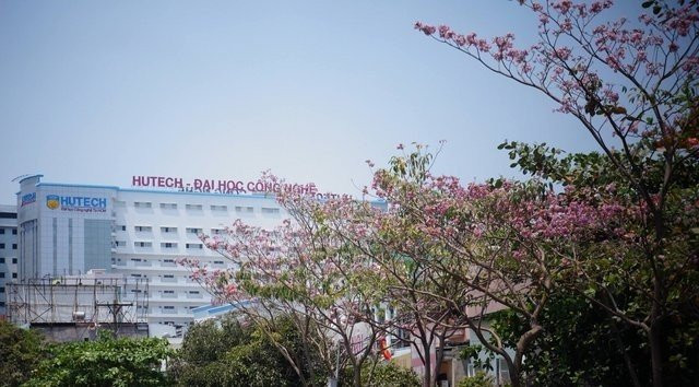 Cac truong dai hoc dang duoc thi sinh dang ky xet tuyen nhieu nhat hinh anh 2