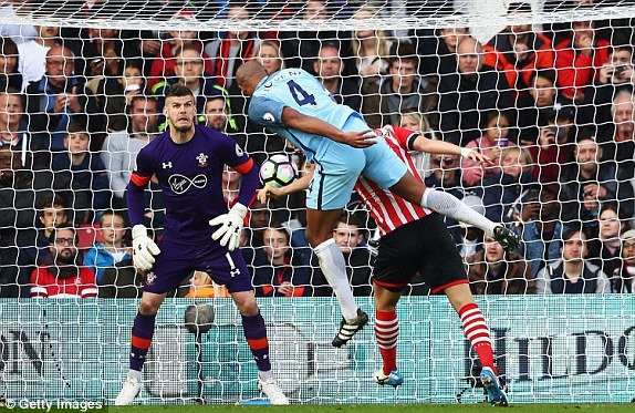 Hinh anh Link xem truc tiep Southampton vs Man City vong 33 Ngoai Hang Anh 14