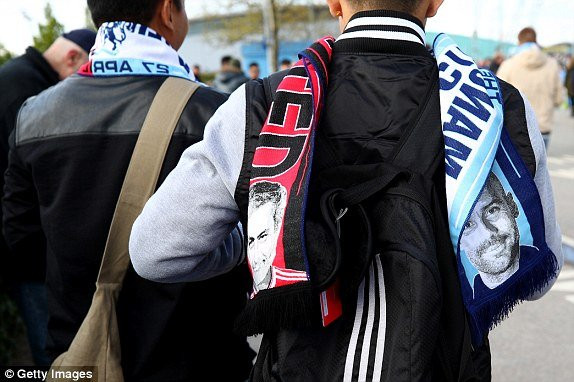 Hinh anh Link xem truc tiep Man City vs Man Utd vong 34 Ngoai Hang Anh