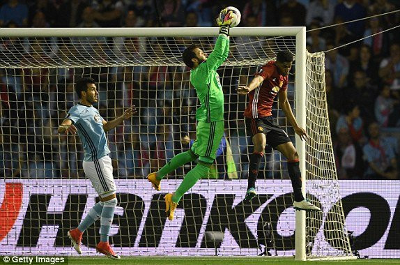 Hinh anh Link xem truc tiep Celta Vigo vs MU ban ket Europa League 2017 17