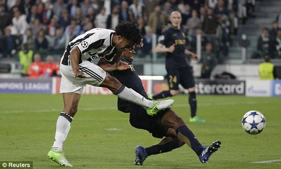 Hinh anh Link xem truc tiep Juventus vs AS Monaco Ban ket cup C1 chau Au 2017 15
