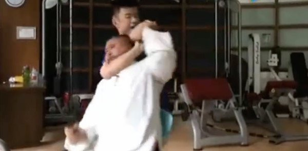 Nguy Loi bien minh co the giet Tu Hieu Dong neu dung het noi cong hinh anh 1