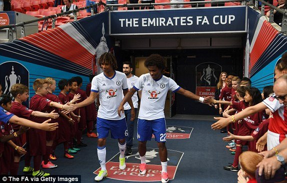 Trực tiếp Arsenal vs Chelsea: Arsenal 'lên đỉnh' FA Cup 2017 - 8