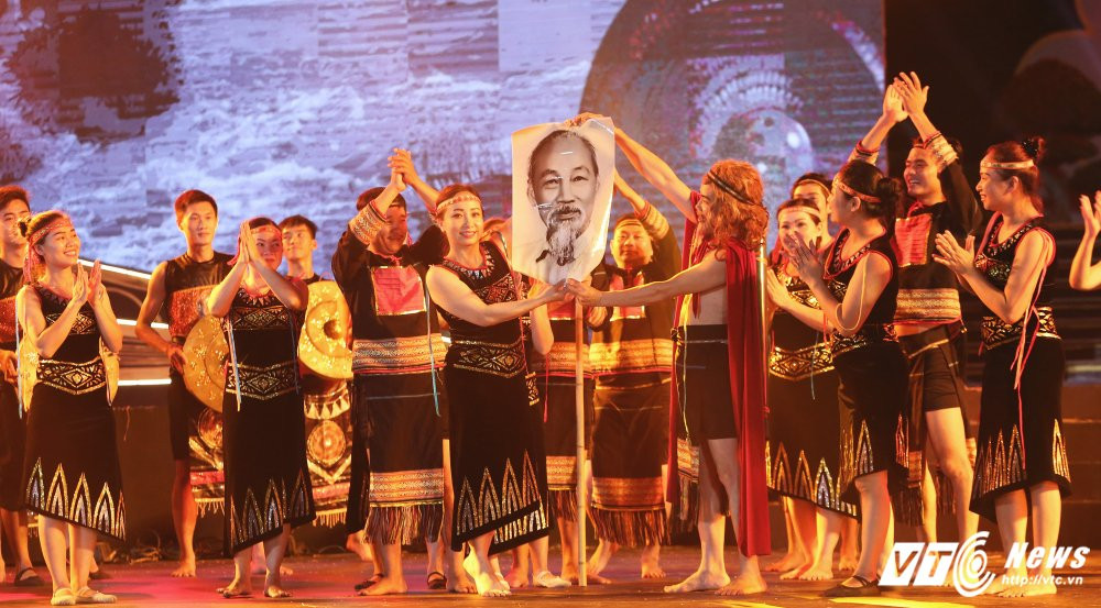 dem-do-dua-nho-bac-20 15